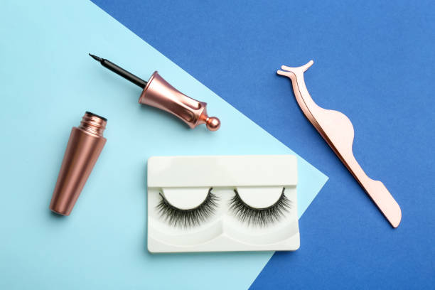 False eyelashes and applicator ready for application