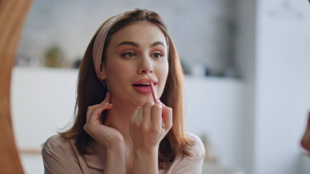 How Do I Choose the Right Lip Liner Shade?