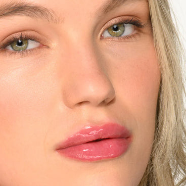 What Are the Biggest Mistakes People Make When Using Lip Plumpers?