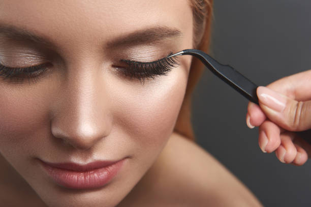Can False Eyelash Applicators Be Used with Magnetic Lashes?