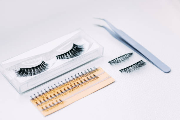 Using lash applicators for strip and individual lashes
