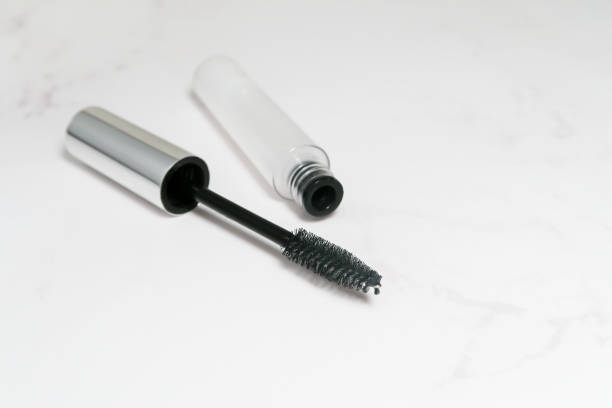 Gentle mascara primer safe for sensitive eyes