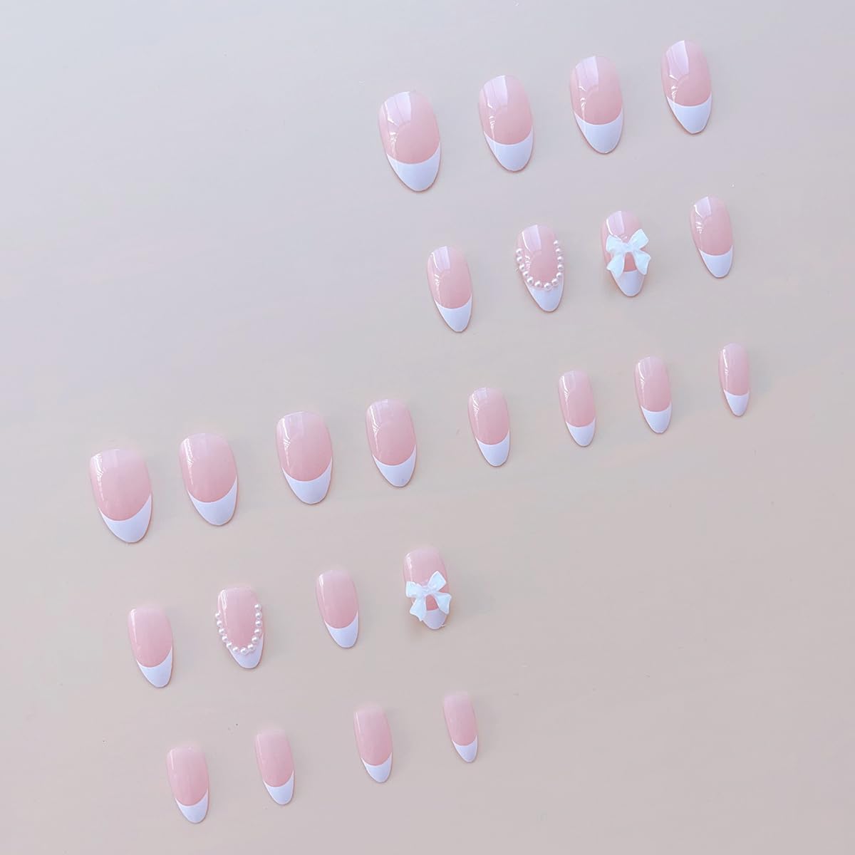 24 Pcs French Tip Press On Nails - Short Almond Bow Fake Nails with Pearl Designs - White French Tip False Nails - Reusable Artificial Nails for Women & Girls