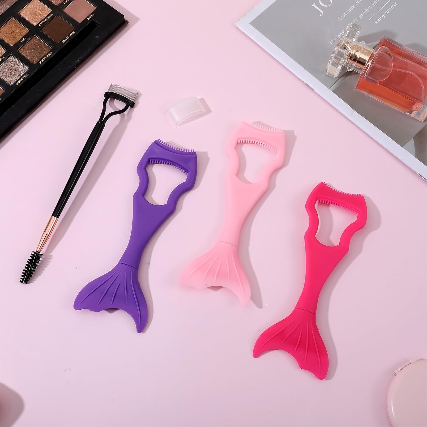 Mascara Guard for Eyelashes,3 Pcs Mascara Shield Guard with 2 in 1 Eyelash Comb Separator,Reusable Makeup Tool Set,Make Natural Eyelook,Beginners Friendly for Women(Pink+Black)