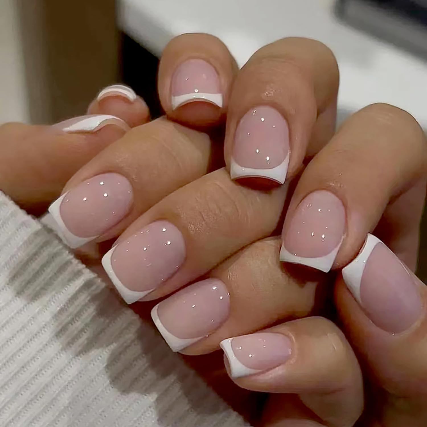 24Pcs White French Tip Press on Nails Short Square Fake Nails Glossy Pink Acrylic Nails Cute Short Nails Press ons Reusable False Nails Full Cover Artificial Stick on Nails for Women Manicure Decor