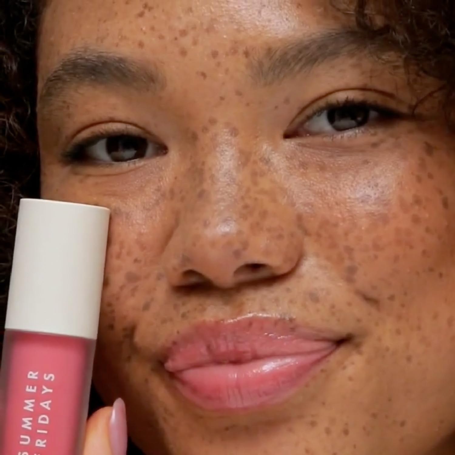 Summer Fridays Dream Lip Oil - Hydrating Tinted Lip Gloss Oil - Non-Sticky Formula with Skincare Benefits for Long-Lasting Softness + Shine - Effortless Beauty Gifts - Pink Cloud (0.15 Oz)