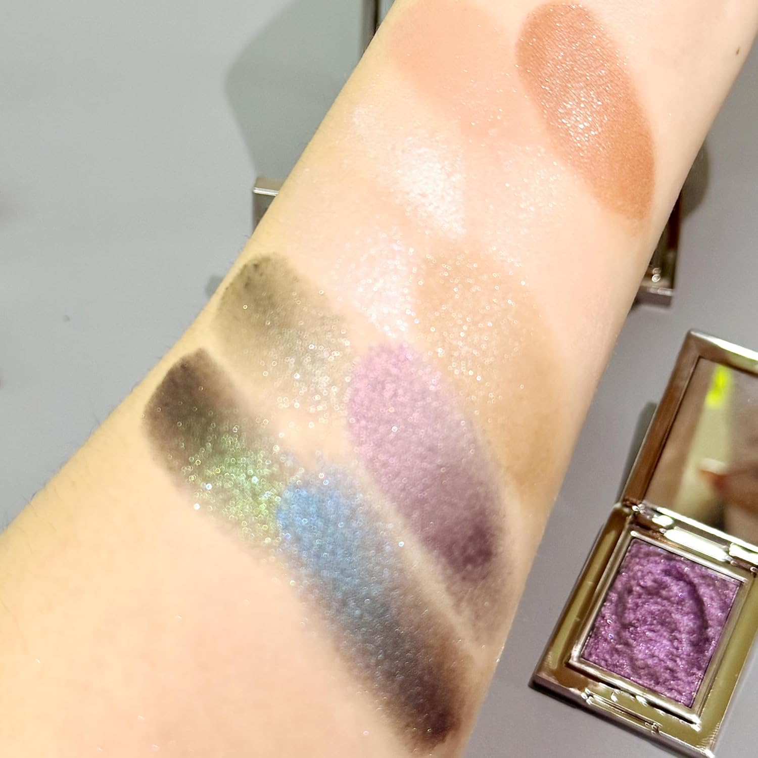 K'APEINE Purple Glitter Eyeshadow, Single Shimmer Eyeshaow Highlighter Sparkling Metallic Makeup Palette High Pigment Eye Shade Blendable Waterproof for Everyday Special Occasions (0.141 oz)-08#