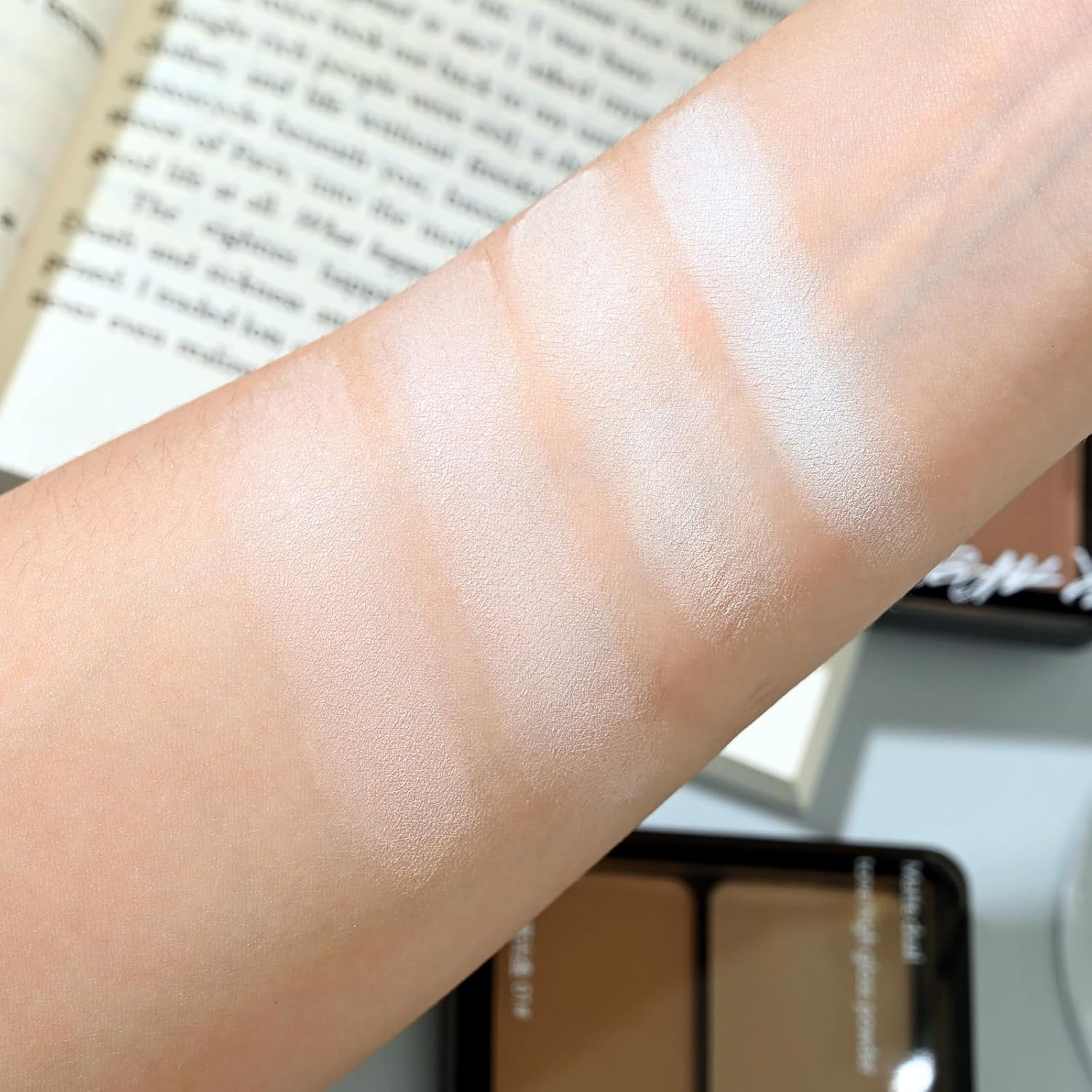 K'APEINE Matte Nude Eyeshadow Palette 2 Colors Light Pink Mini Eye Shadow Duo Face Highlight Bronzer Powder Palette Natural Base Eyeshadow Powder for older Women-02#