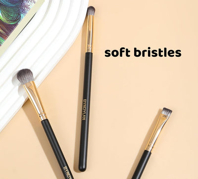 Eye Makeup Brushes, Eyeshadow Brush Set, Eyeliner, Concealer, Eyebrow brush, Eye Blending Brushes with Soft Bristles, Wood Handles and Solid Ferrules - BYNDYLAN 12 Pieces Eye Makeup Brush Set