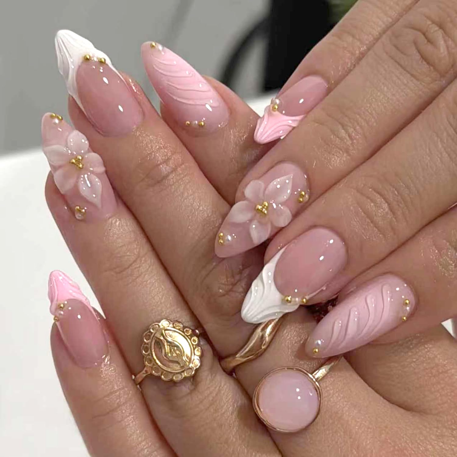 24Pcs Pink Flower Press on Nails Medium Almond French Tip Fake Nails with 3D Gold Beads Pearl Design Cute Flowers False Nail Nude Glossy Full Cover Spring Summer Floral Acrylic Stick on Nail for Women