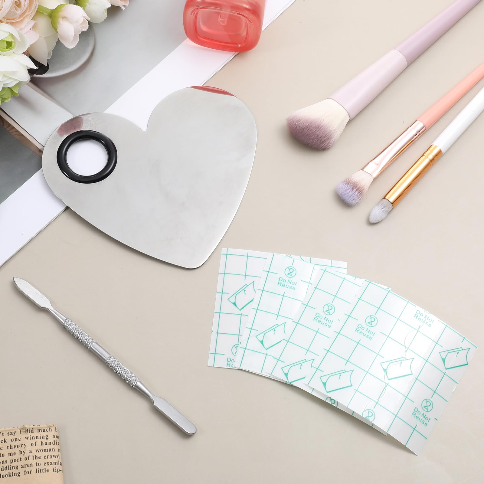 Makeup Mixing Palette Set, Heart Stainless Steel Cosmetics Palette with Spatula & 50PCS Adhesive Makeup Hand Palettes, Foundation Mixing Palettes for Eyeshadow, Lipsticks and Nail Art