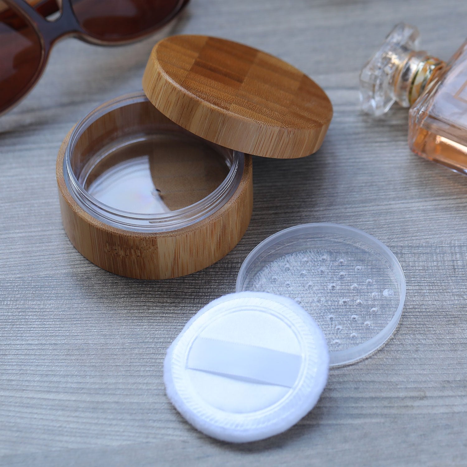 Frienda 30 ml Bamboo Loose Powder Puff and Container Empty Dusting Powder Jar for Body Face Makeup Travel Box Compact Case Holder with Sifter Lids and Puff
