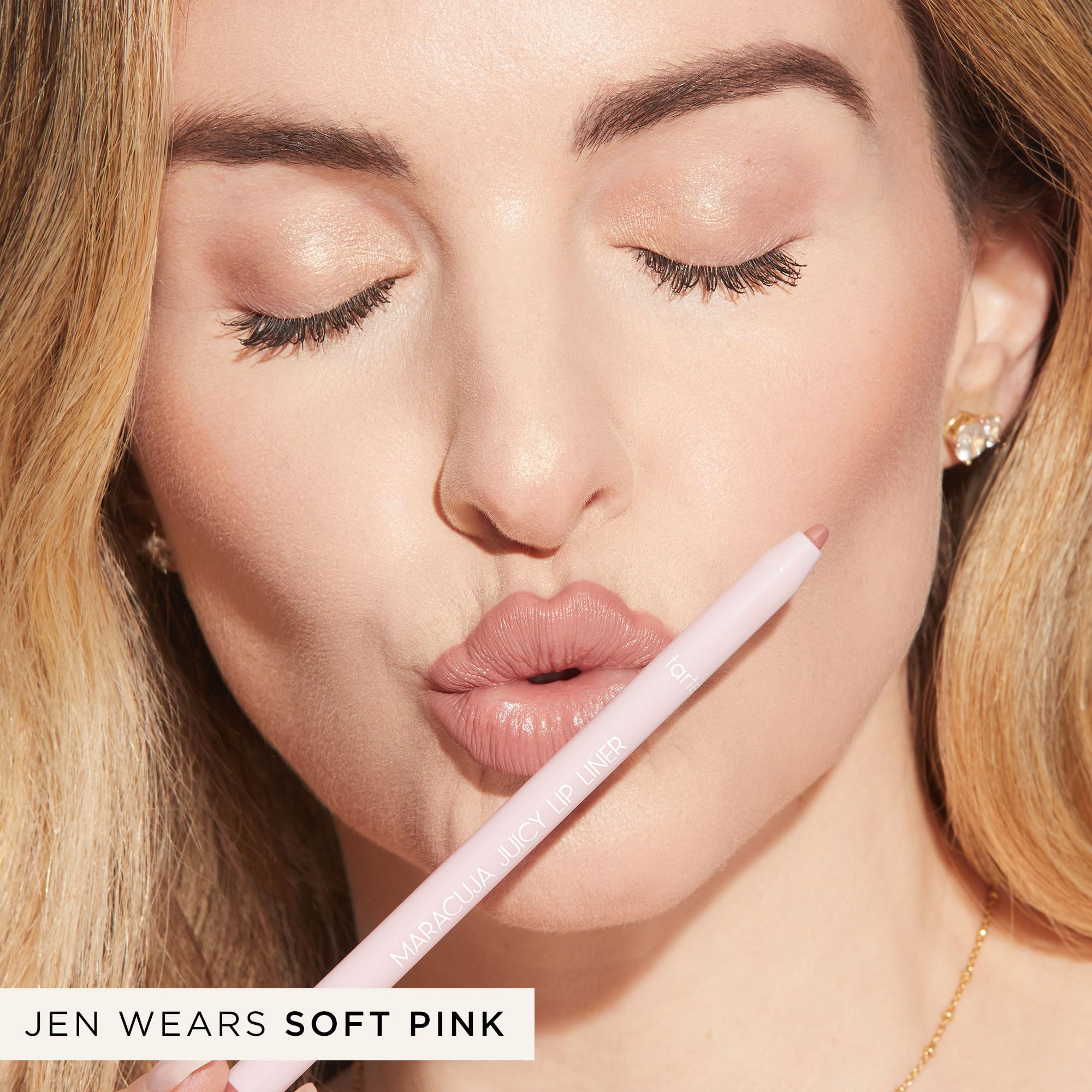 tarte maracuja juicy lip liner – Creamy, Matte, Lip Liner with Hyaluronic Acid with Vitamin E, Vegan & Cruelty-Free, travel size, soft pink