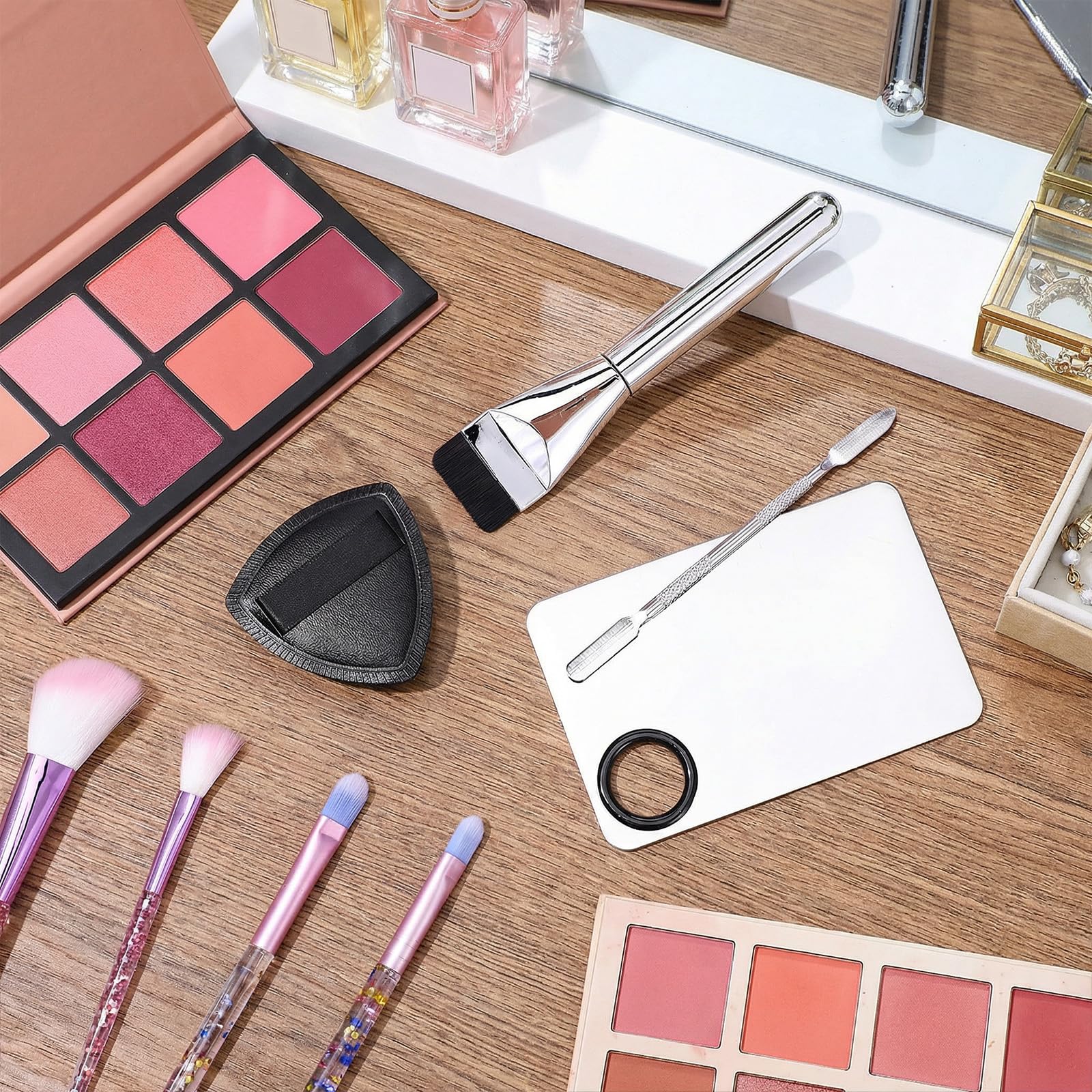 HJZHII 4 Pcs Makeup Foundation Mixing Palette Set, Including Makeup Mixing Palette, Double-Ended Spatula, MakeupPuff, Brush, Professional MakeupMixing PaletteSet Makeups PaletteTray (Stainless Steel)